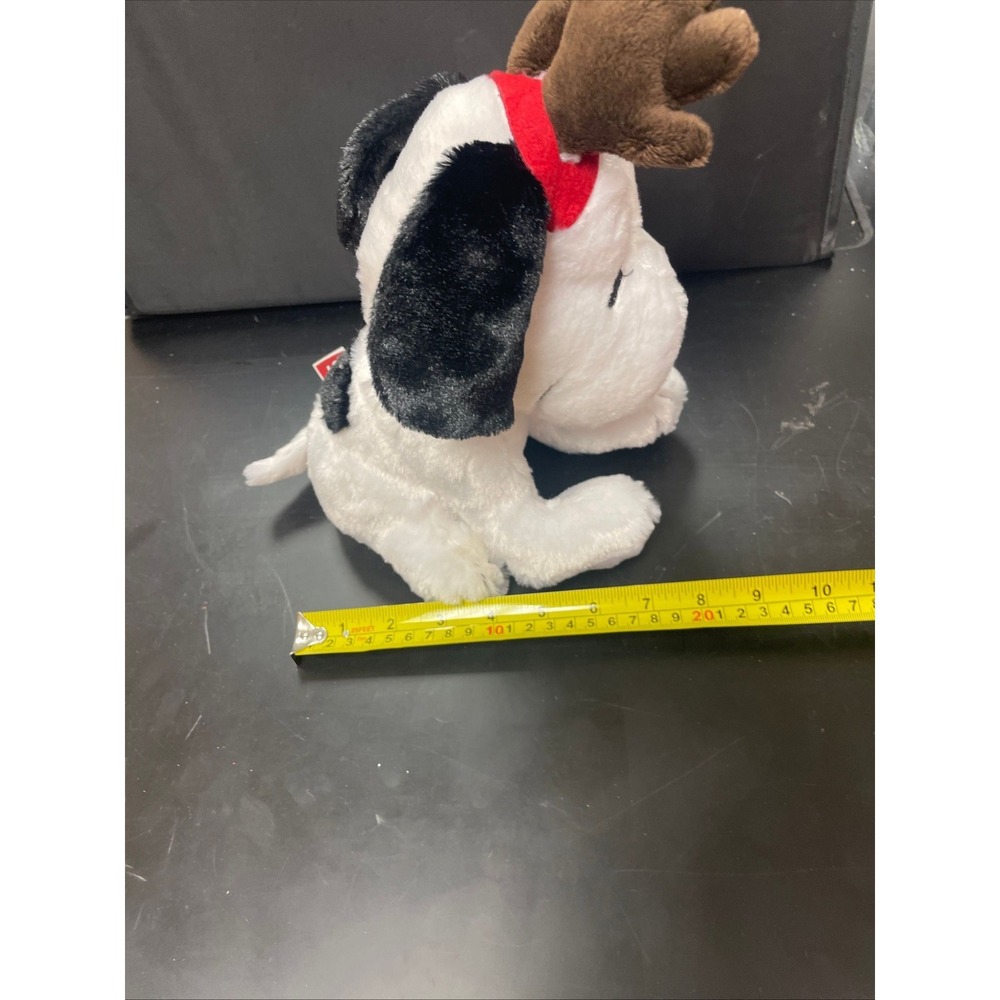 Peanuts Snoopy Animated & Musical Plush Christmas with moving Antlers